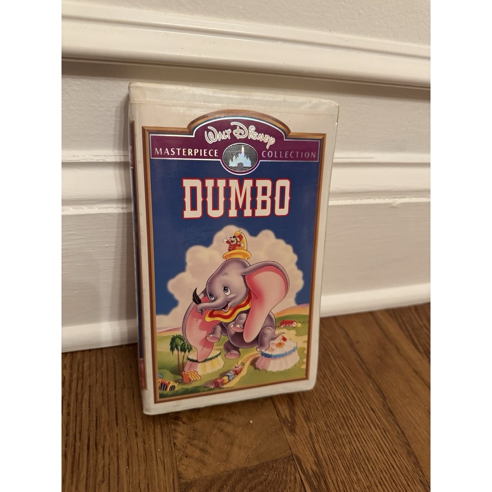 Walt Disney Masterpiece Collection Dumbo VHS Tape‎